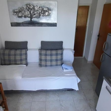 Apartments Ana Bilota Seget Vranjica Exterior photo